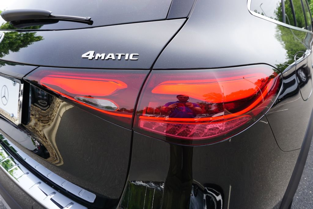 Certified 2025 Mercedes-Benz GLC 350e 4MATIC image 13