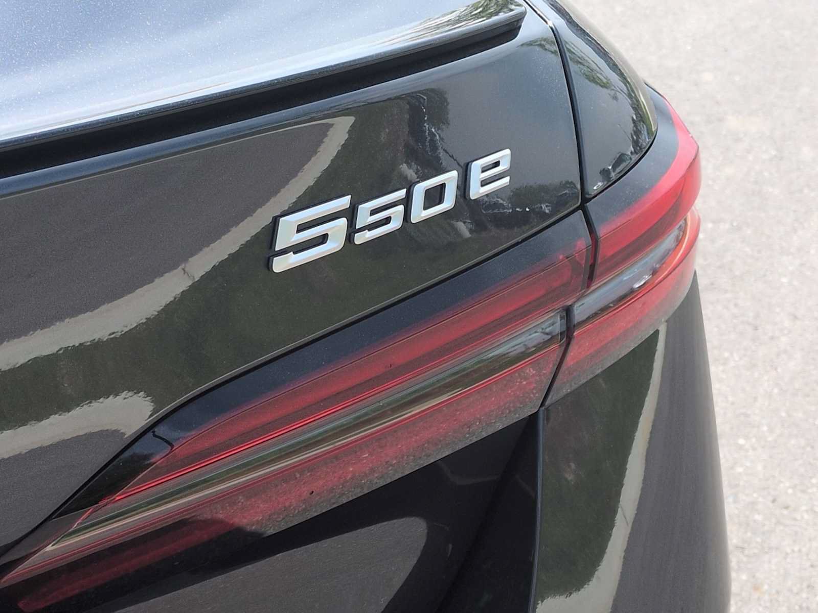 New 2027 BMW 550e xDrive AWD/4WD image 12