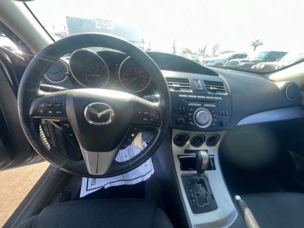 Used 2011 MAZDA MAZDA3 s Sport image 12