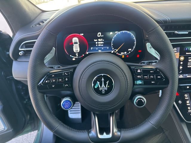 New 2025 Maserati Grecale Modena image 12