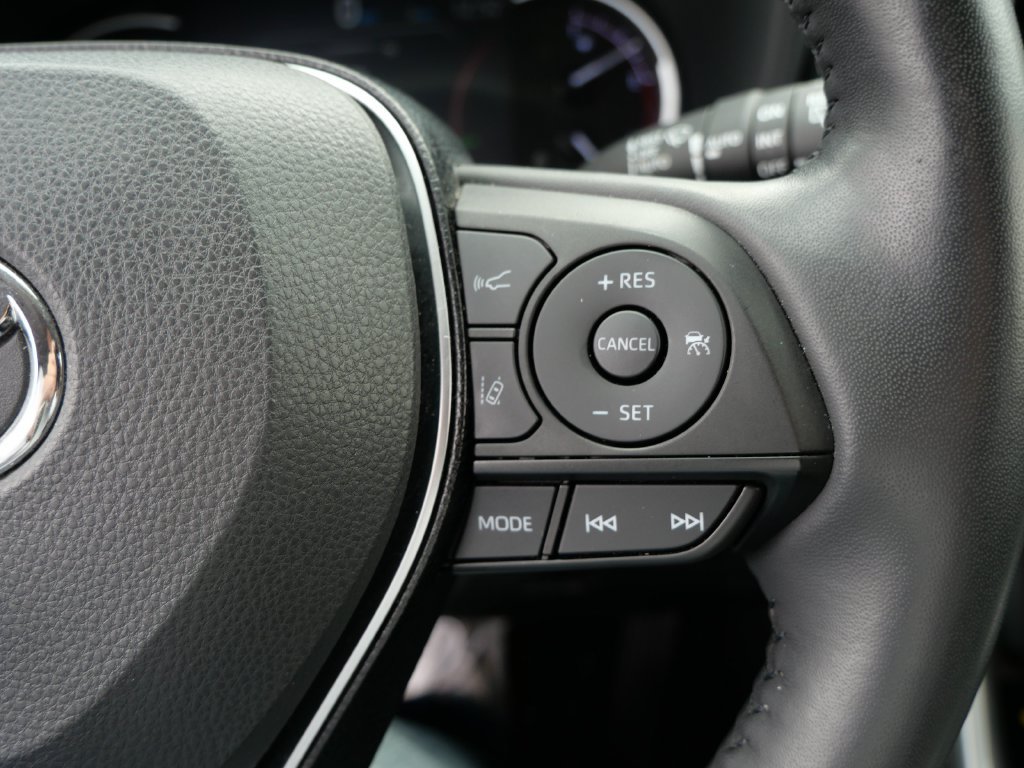 Certified 2020 Toyota RAV4 Limited AWD/4WD image 27