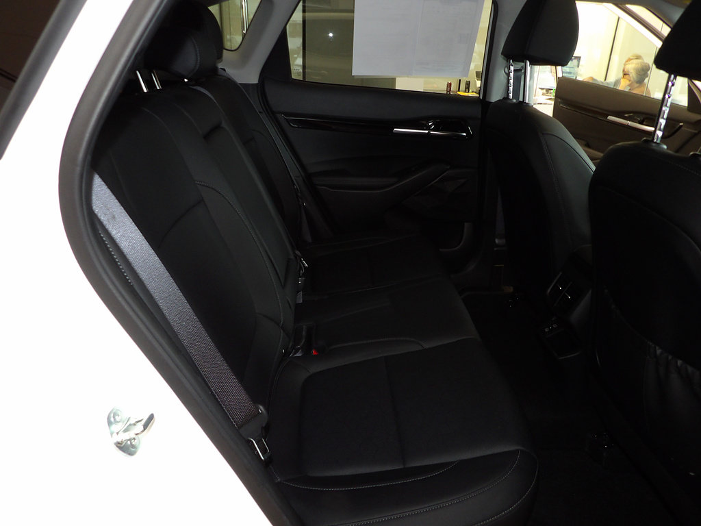 Used 2024 Kia Seltos EX AWD/4WD image 18