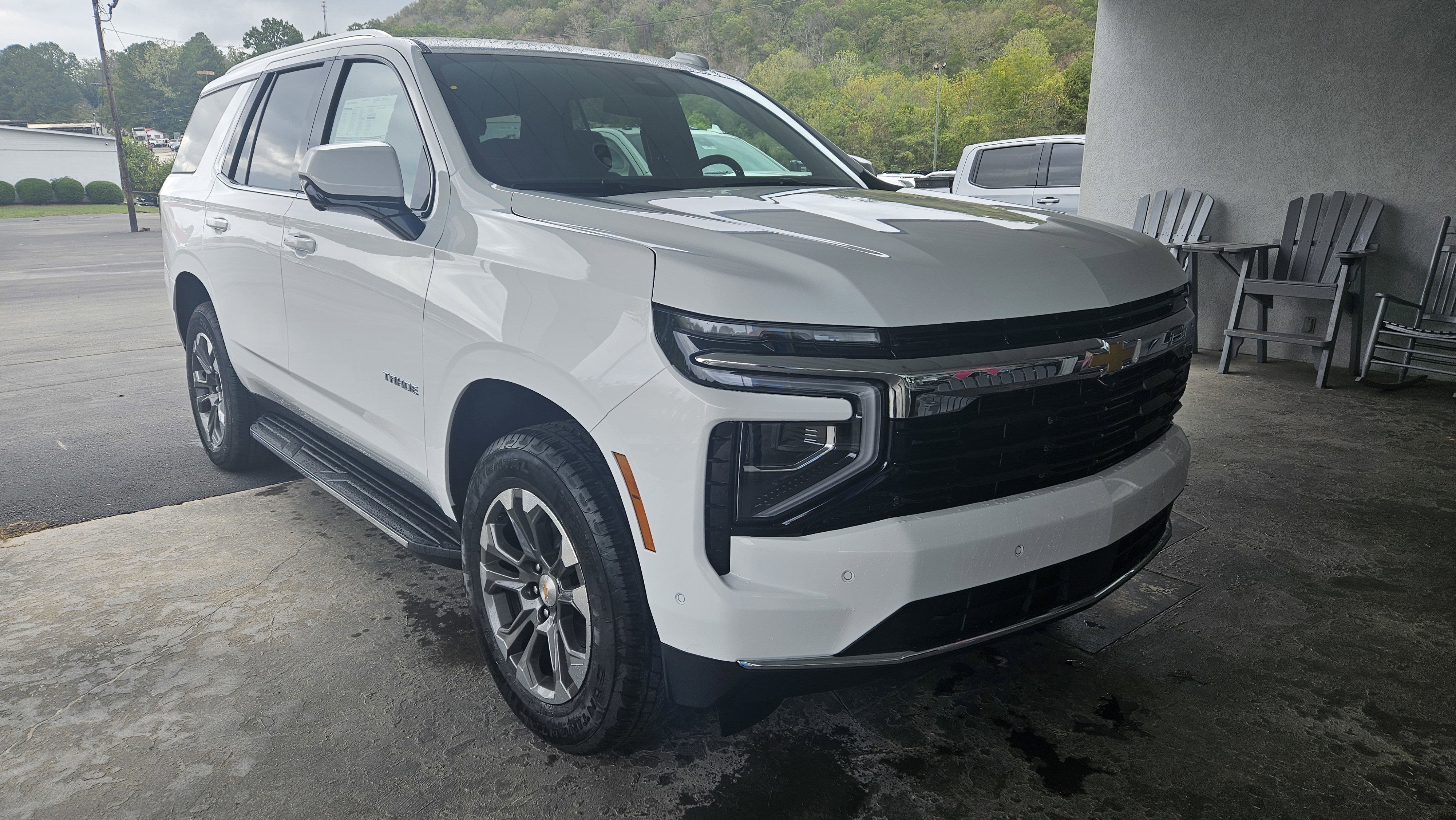 New 2026 Chevrolet Tahoe LS image 2