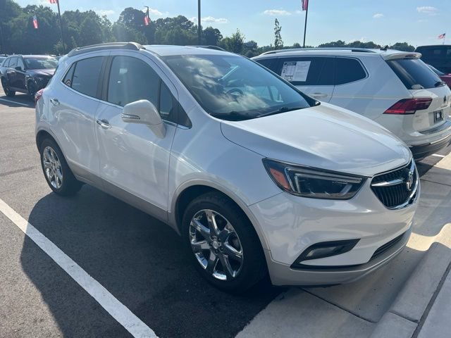 Used 2018 Buick Encore Essence w/ Experience Buick Package FWD image 5