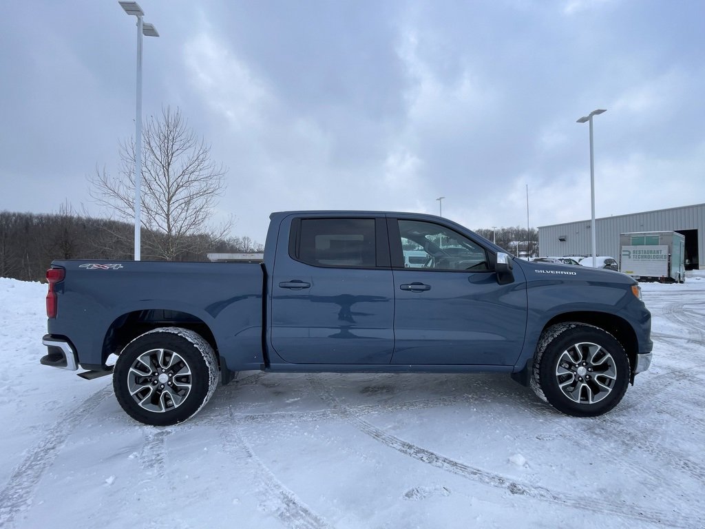 Certified 2024 Chevrolet Silverado 1500 LT image 2
