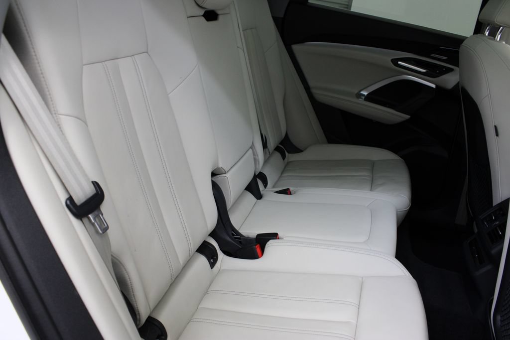 Used 2025 Audi Q5 Premium Plus AWD/4WD image 21