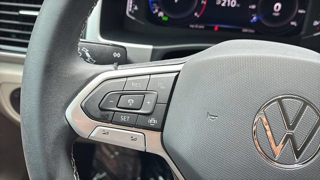 Used 2023 Volkswagen Atlas SE AWD/4WD image 22