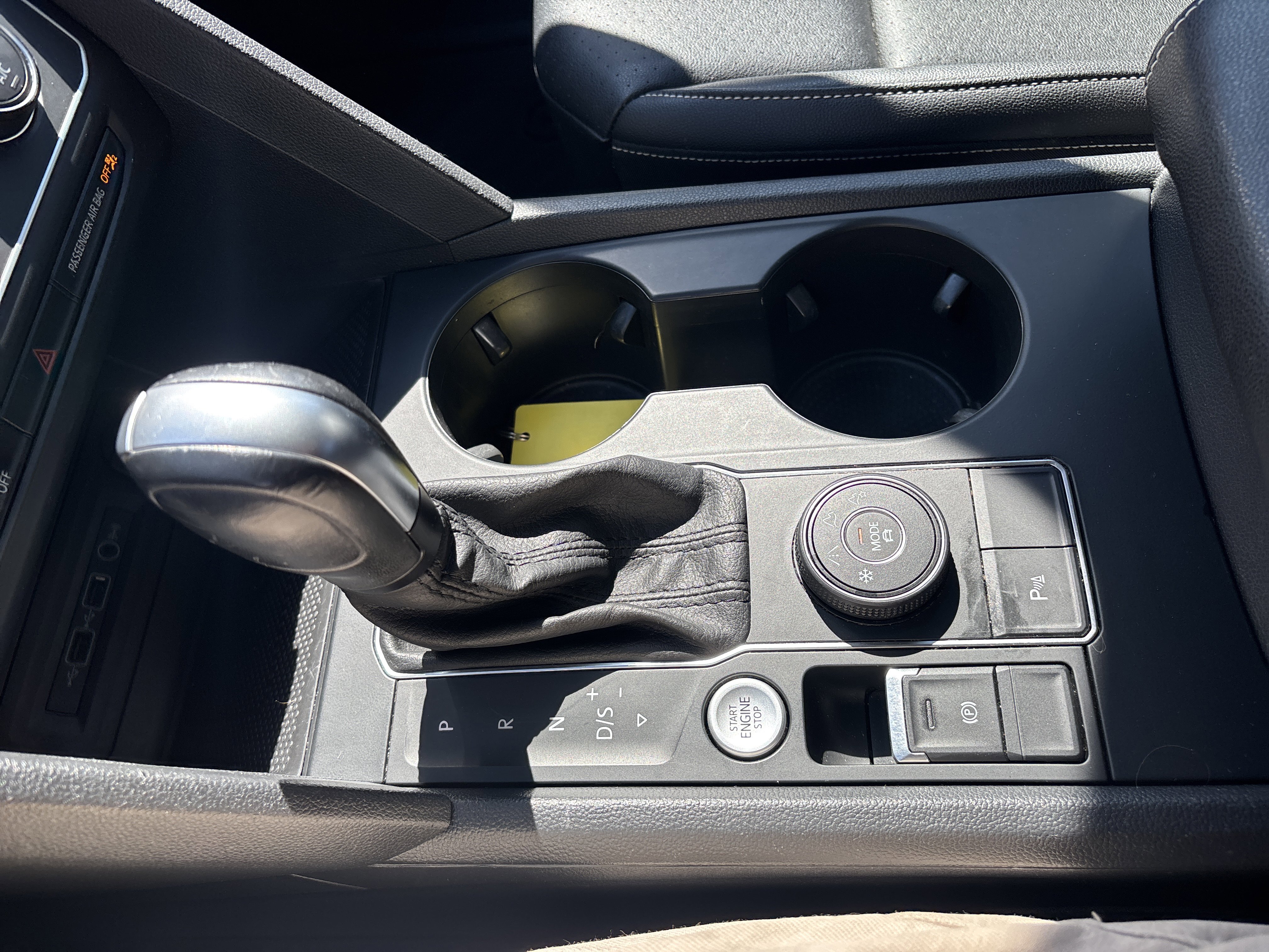 Used 2021 Volkswagen Atlas SE w/ Panoramic Sunroof Package AWD/4WD image 25