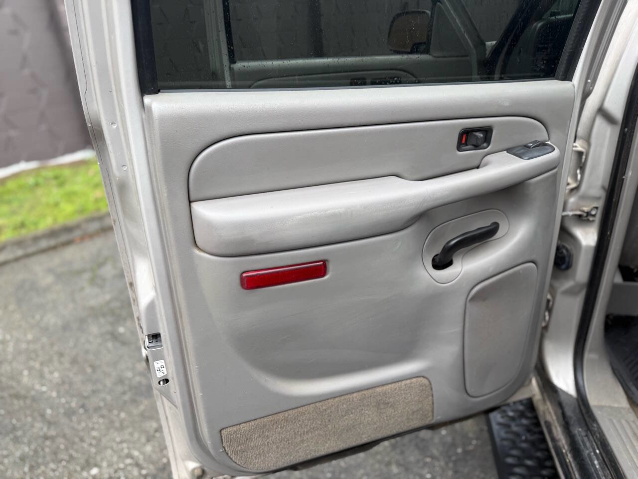 Used 2005 Chevrolet Avalanche 2500 w/ Preferred Equipment Group image 54