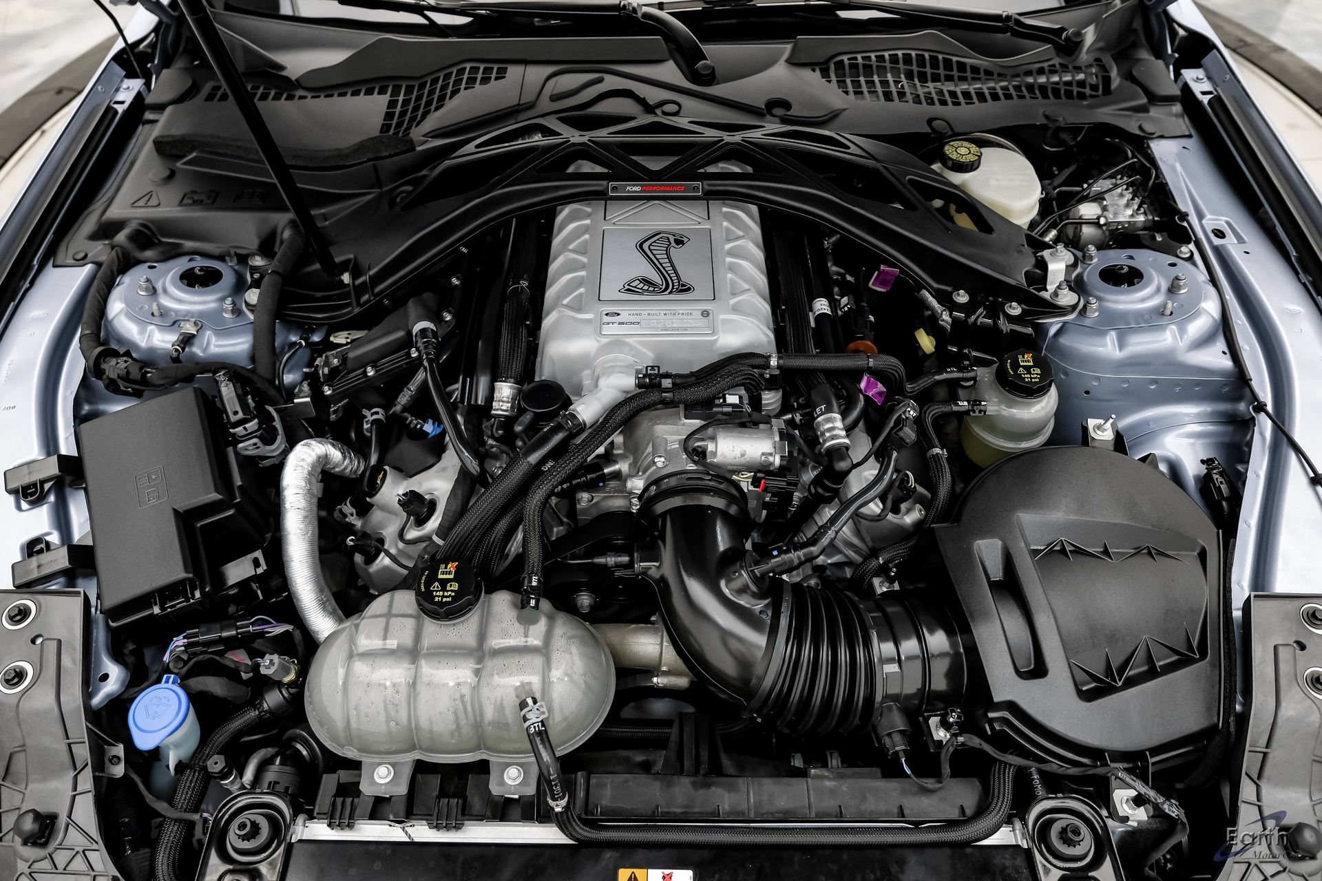 Used 2022 Ford Mustang Shelby GT500 w/ Carbon Fiber Track Pack RWD image 4