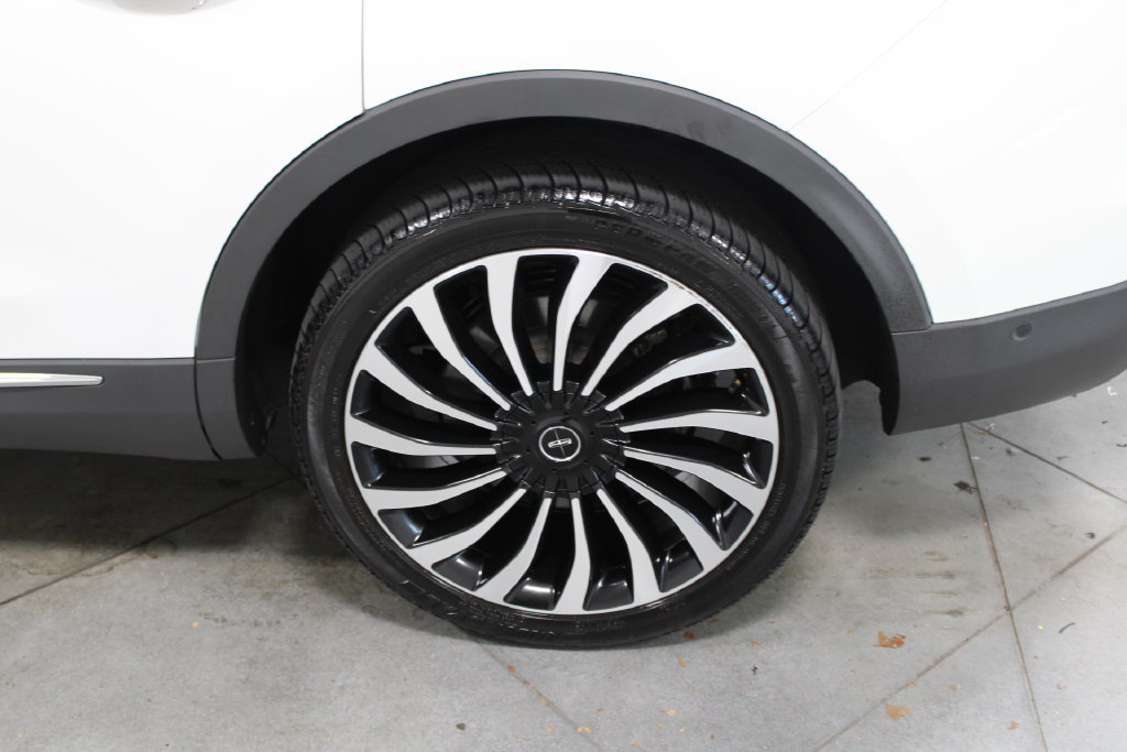 Used 2023 Lincoln Nautilus Black Label w/ Class II Trailer Tow Package AWD/4WD image 63