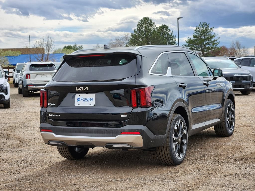 New 2026 Kia Sorento EX AWD/4WD image 3