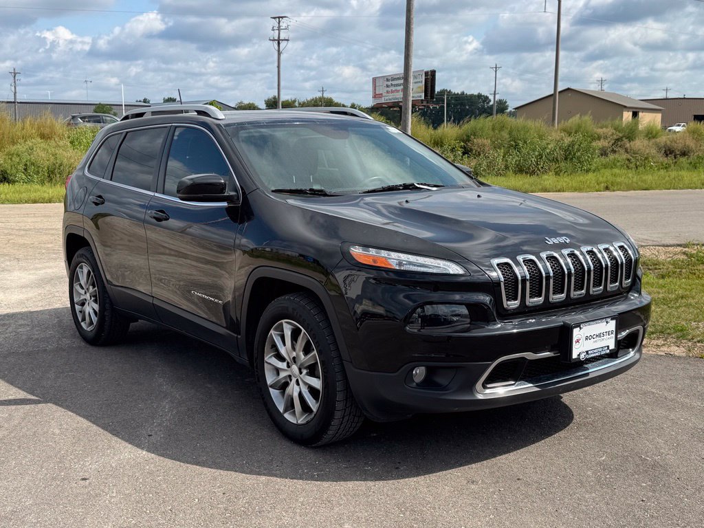 Used 2018 Jeep Cherokee Limited AWD/4WD image 36