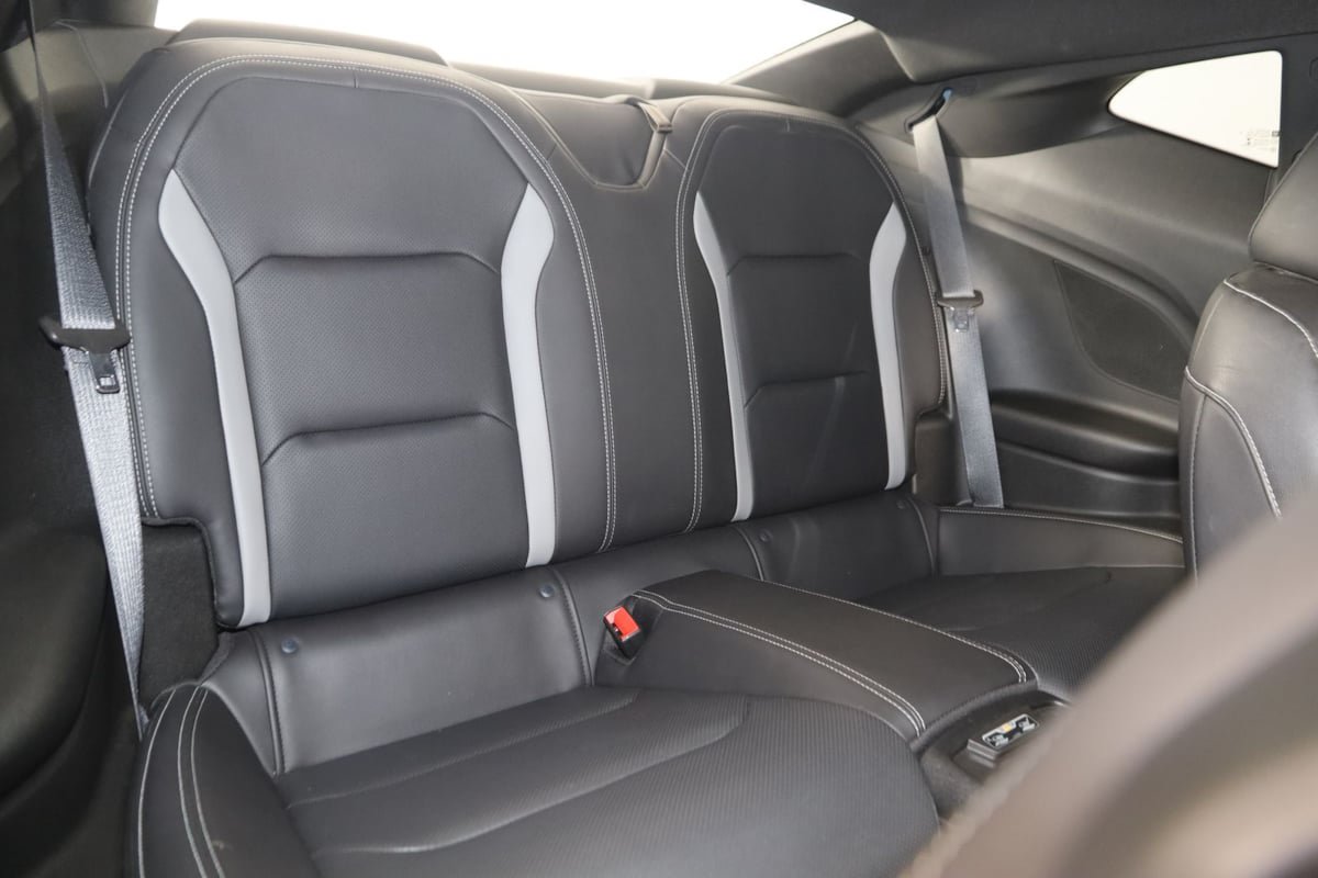 Used 2018 Chevrolet Camaro SS RWD image 16