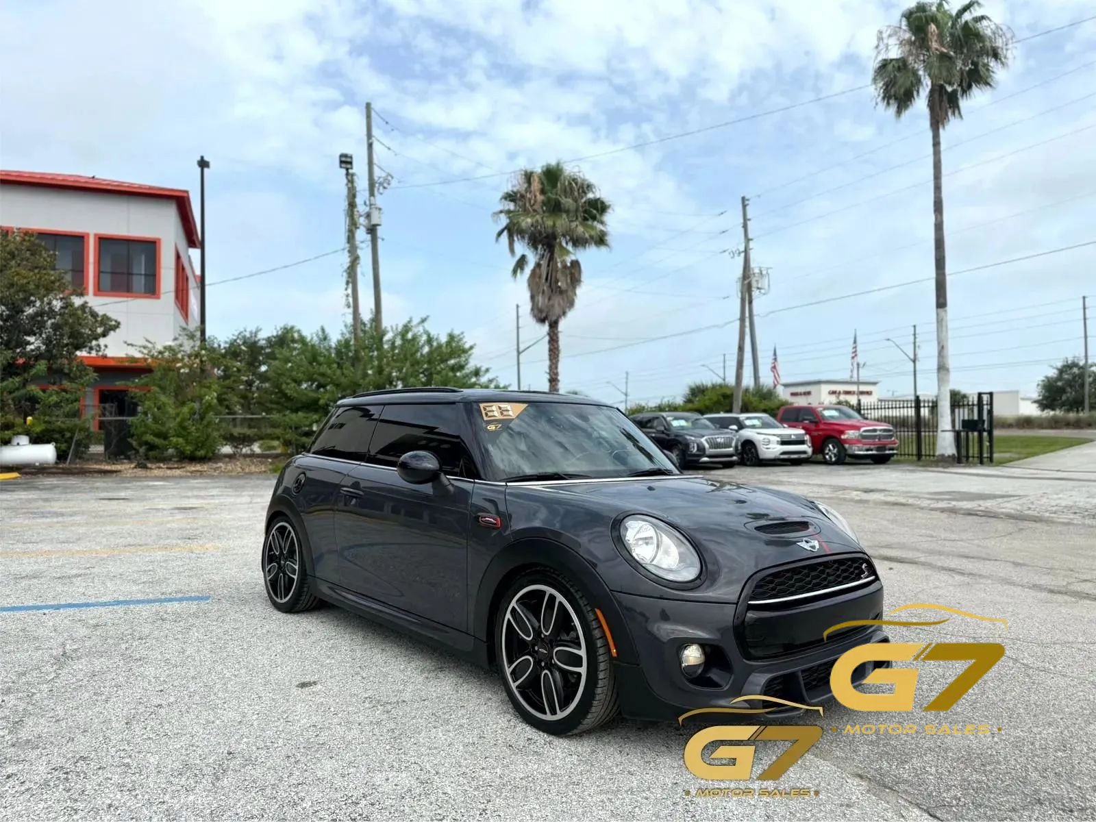 Used 2017 MINI Cooper S FWD image 7