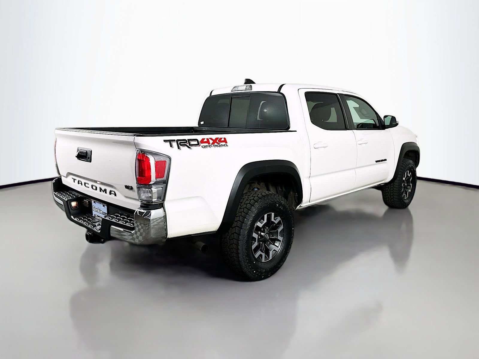 Certified 2022 Toyota Tacoma TRD Off-Road AWD/4WD image 7