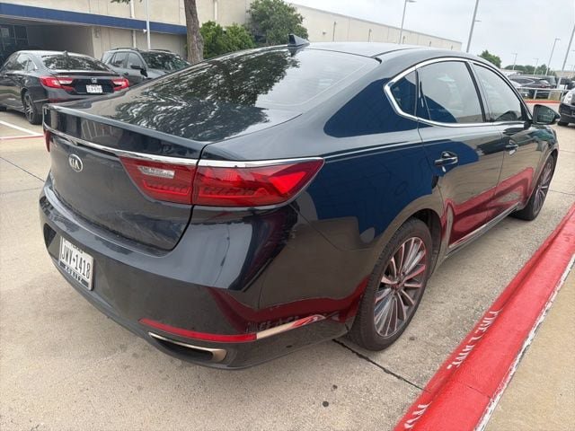 Used 2017 Kia Cadenza Premium FWD image 5