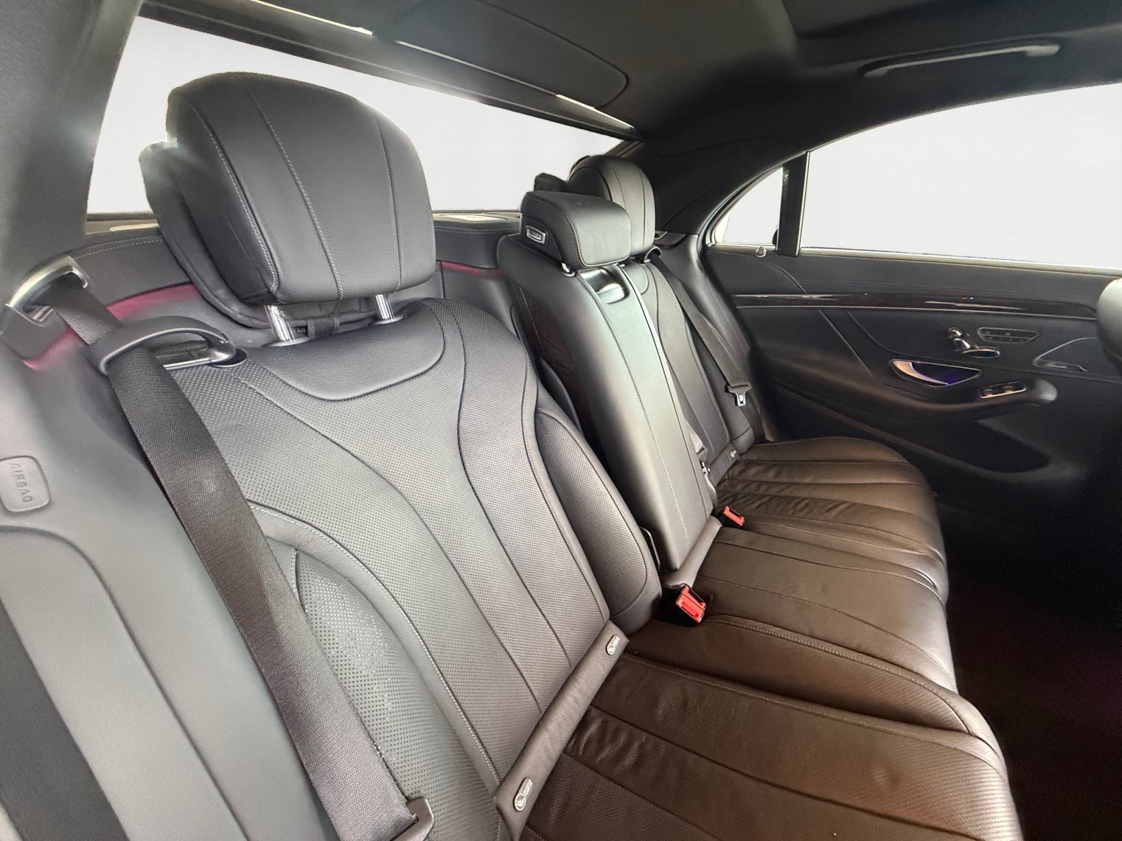 Used 2020 Mercedes-Benz S 450 Sedan image 18