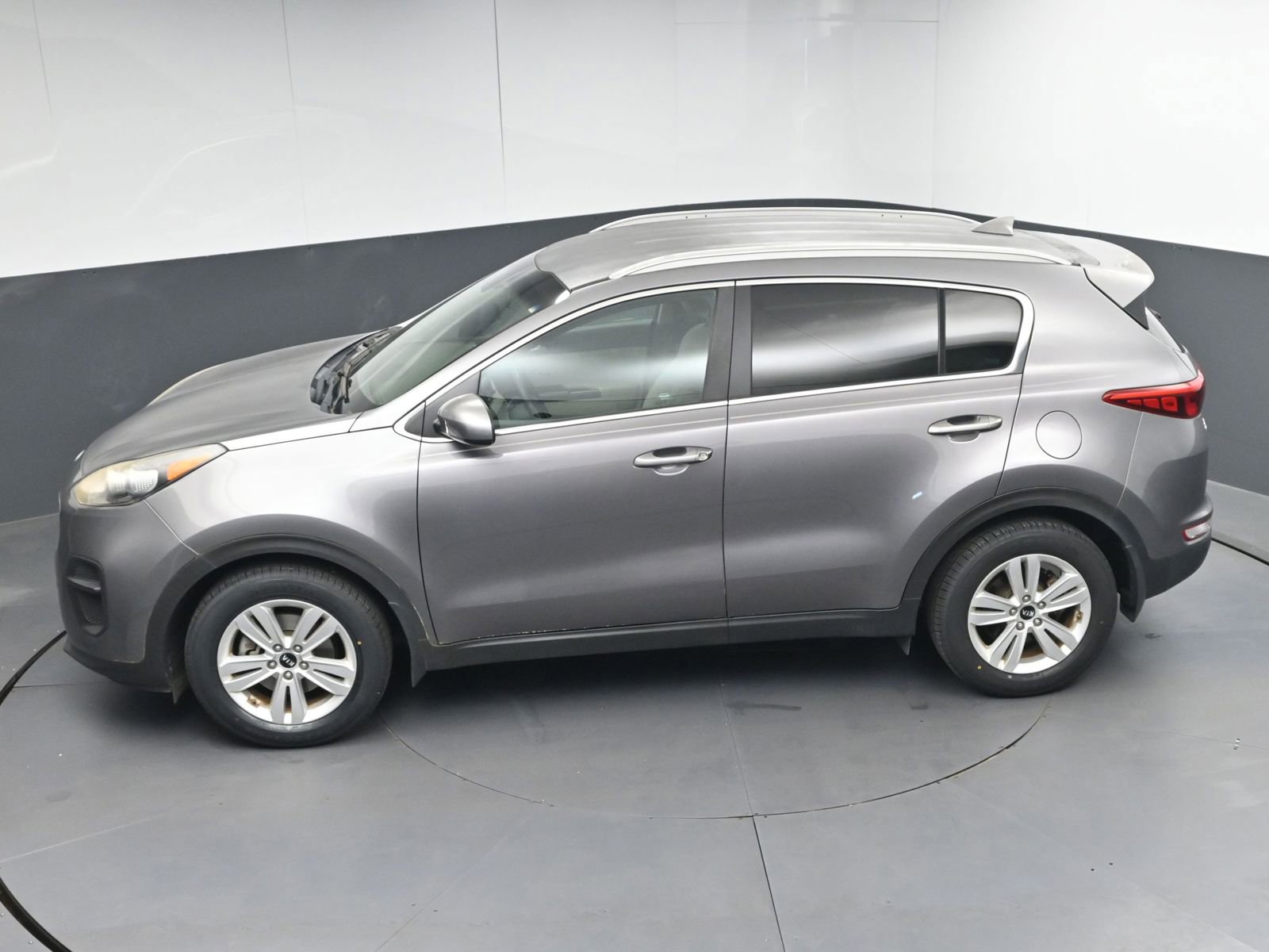 Used 2017 Kia Sportage LX w/ LX Popular Package image 35