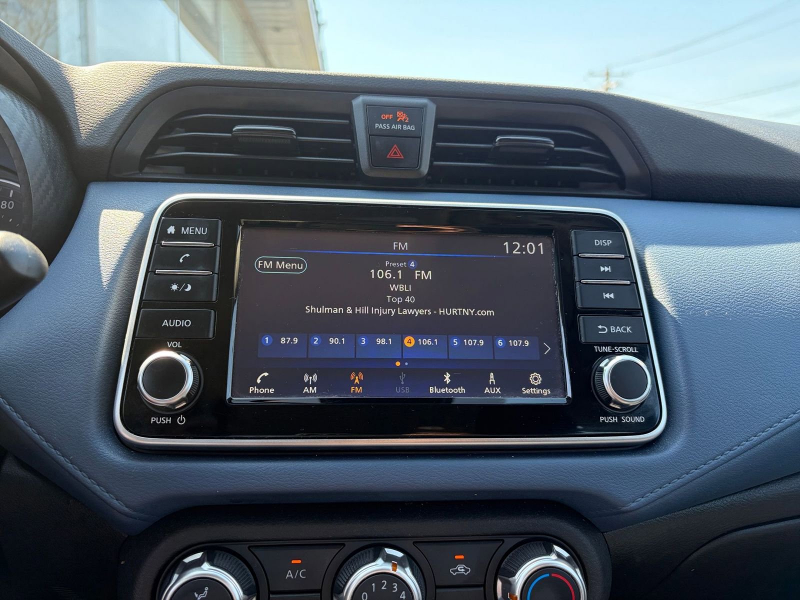 Used 2025 Nissan Versa SV FWD image 20