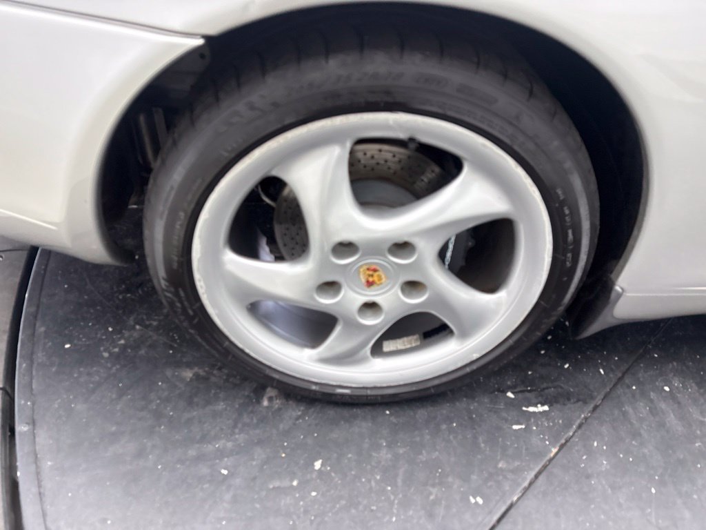 Used 2001 Porsche 911 Carrera RWD image 15