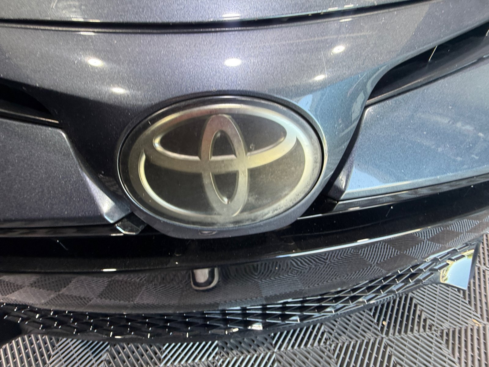 Used 2019 Toyota Corolla SE w/ Carpet Mat Package (TMS) FWD image 23