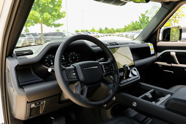 New 2026 Land Rover Defender 110 X-Dynamic SE AWD/4WD image 3