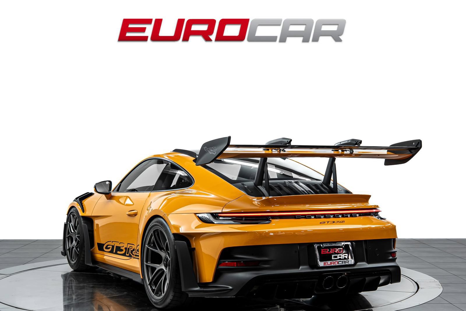 Used 2024 Porsche 911 GT3 RS RWD image 3
