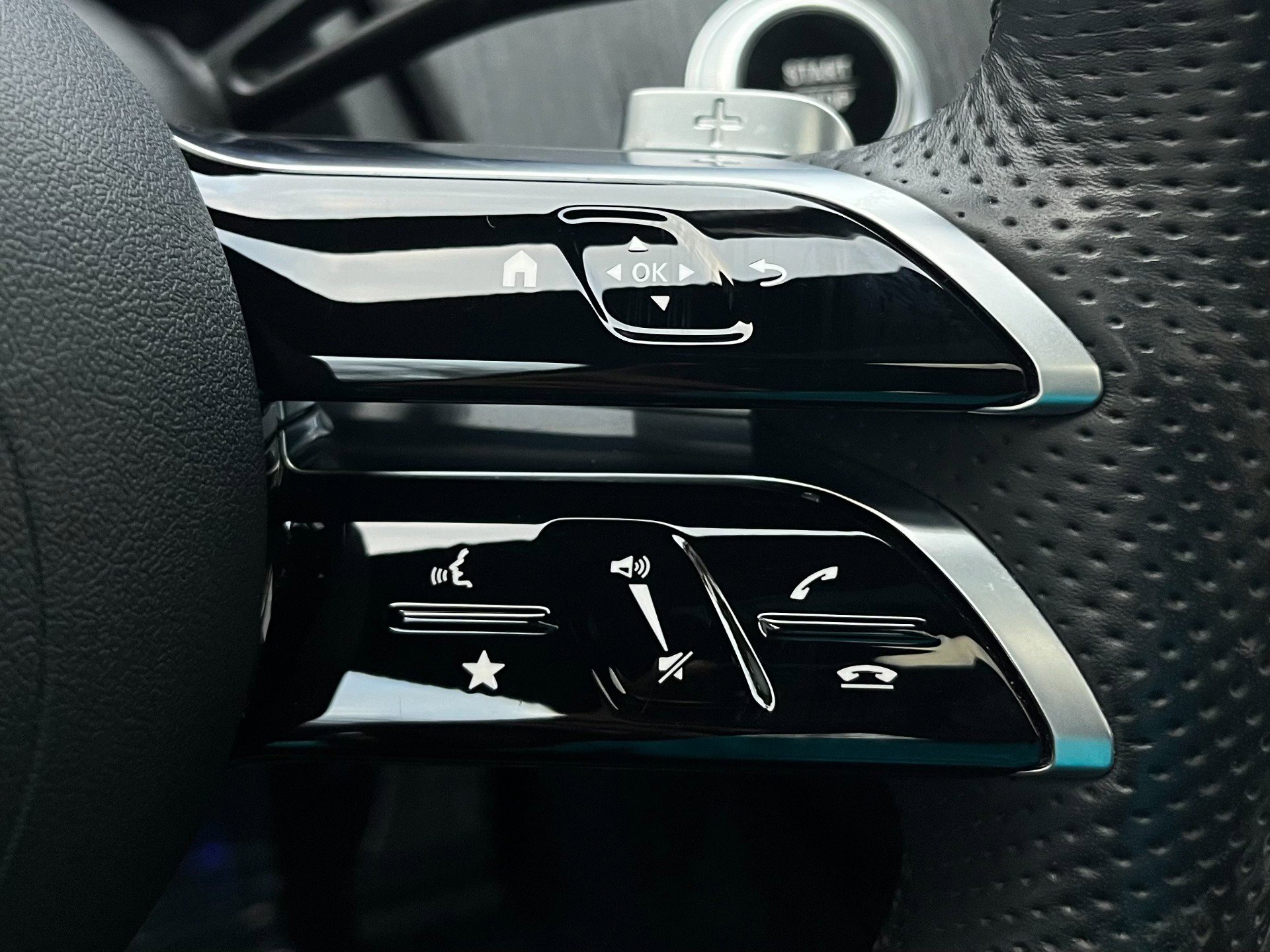 Used 2023 Mercedes-Benz EQE 500 4MATIC Sedan image 38