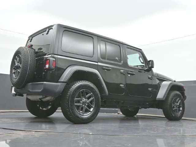Used 2025 Jeep Wrangler Unlimited Sport AWD/4WD image 43