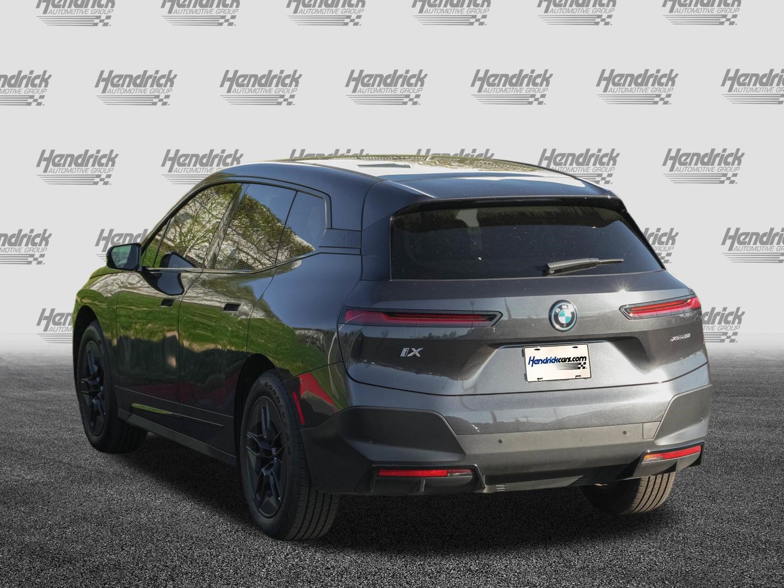 Certified 2024 BMW iX xDrive50 image 7