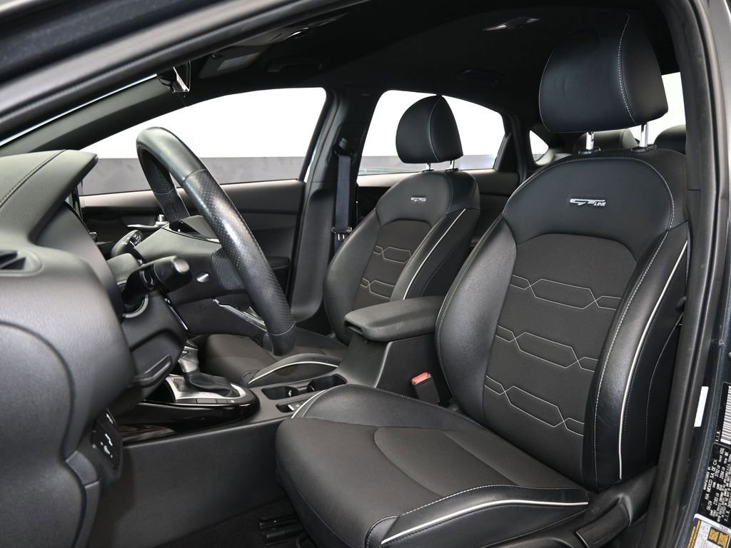 Used 2024 Kia Forte GT-Line image 10
