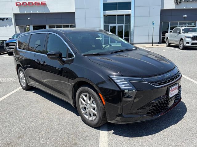 New 2027 Chrysler Pacifica Select FWD image 2