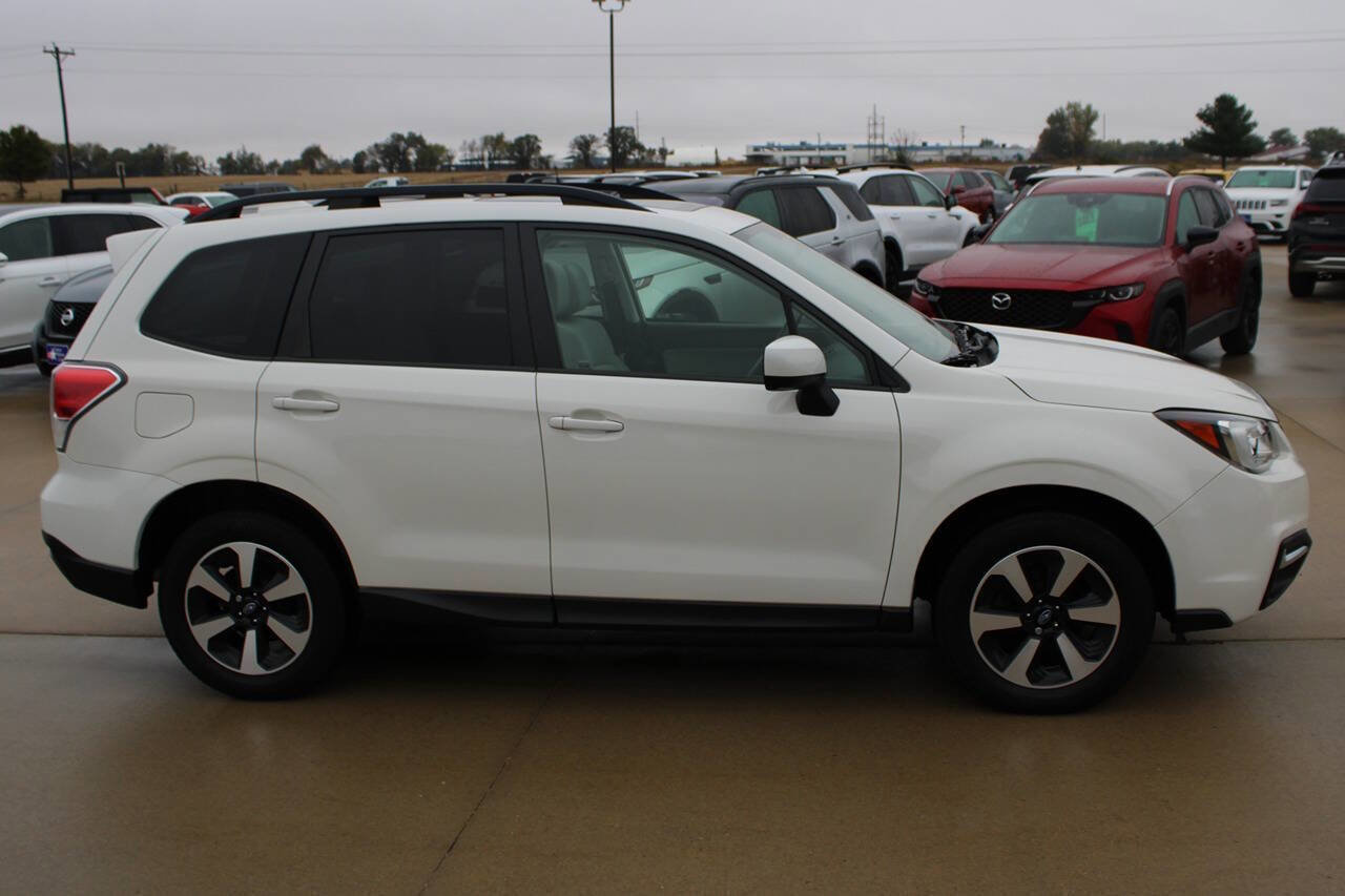 Used 2018 Subaru Forester 2.5i Premium image 4