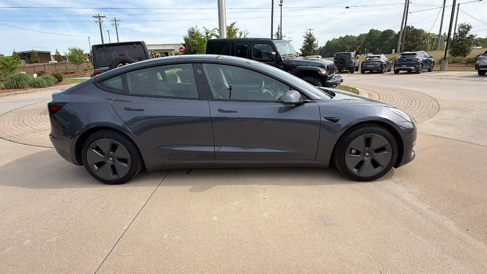 Used 2023 Tesla Model 3 Standard Range RWD image 7
