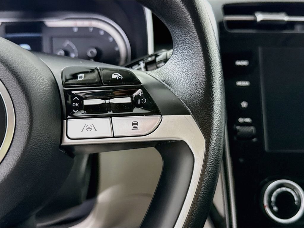 Certified 2024 Hyundai Tucson SE FWD image 22