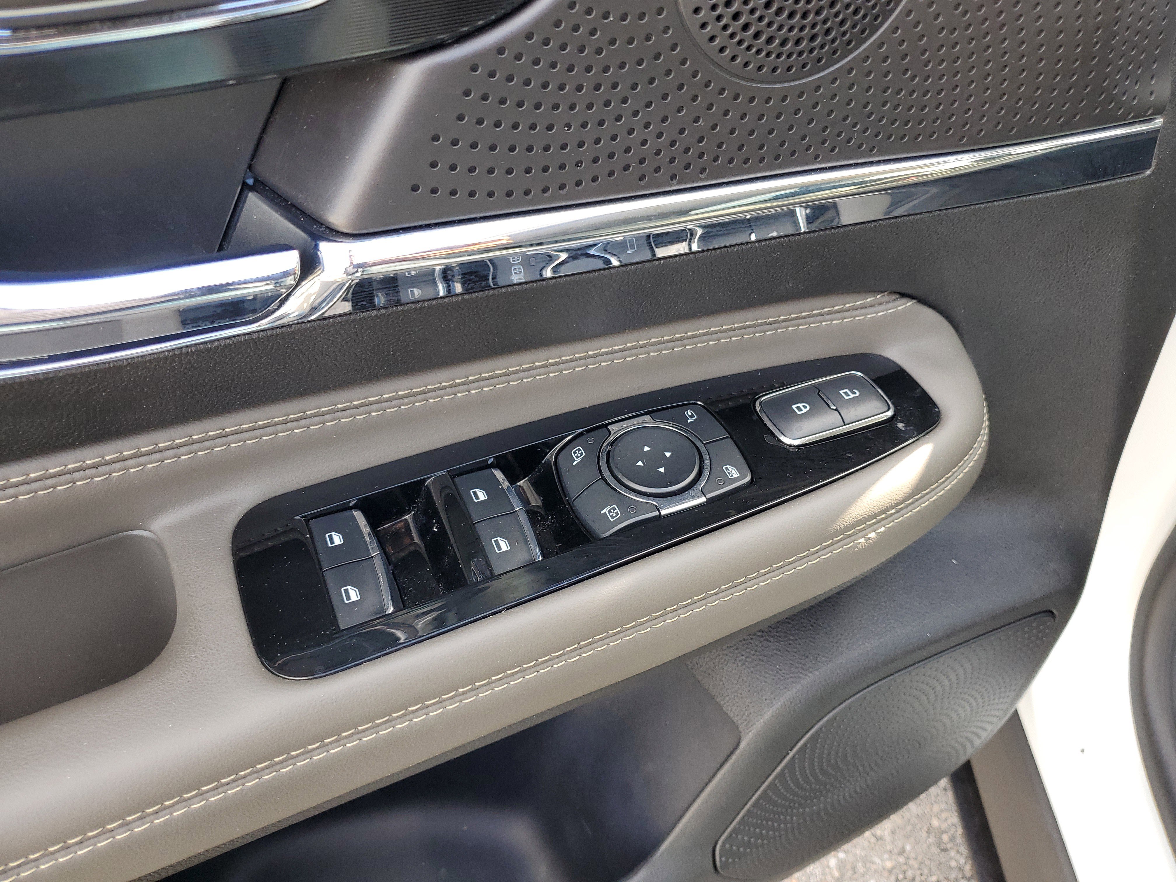 Certified 2023 Lincoln Corsair FWD image 19