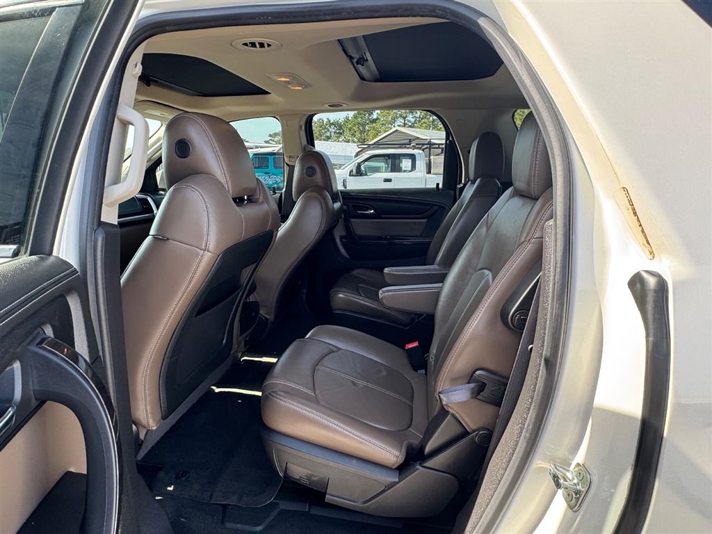 Used 2015 GMC Acadia SLT w/ Open Road Package image 13