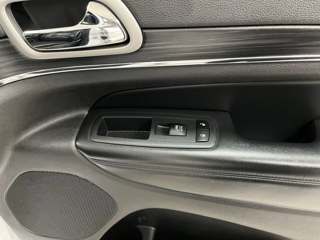 Used 2020 Jeep Grand Cherokee Limited w/ Luxury Group II AWD/4WD image 58
