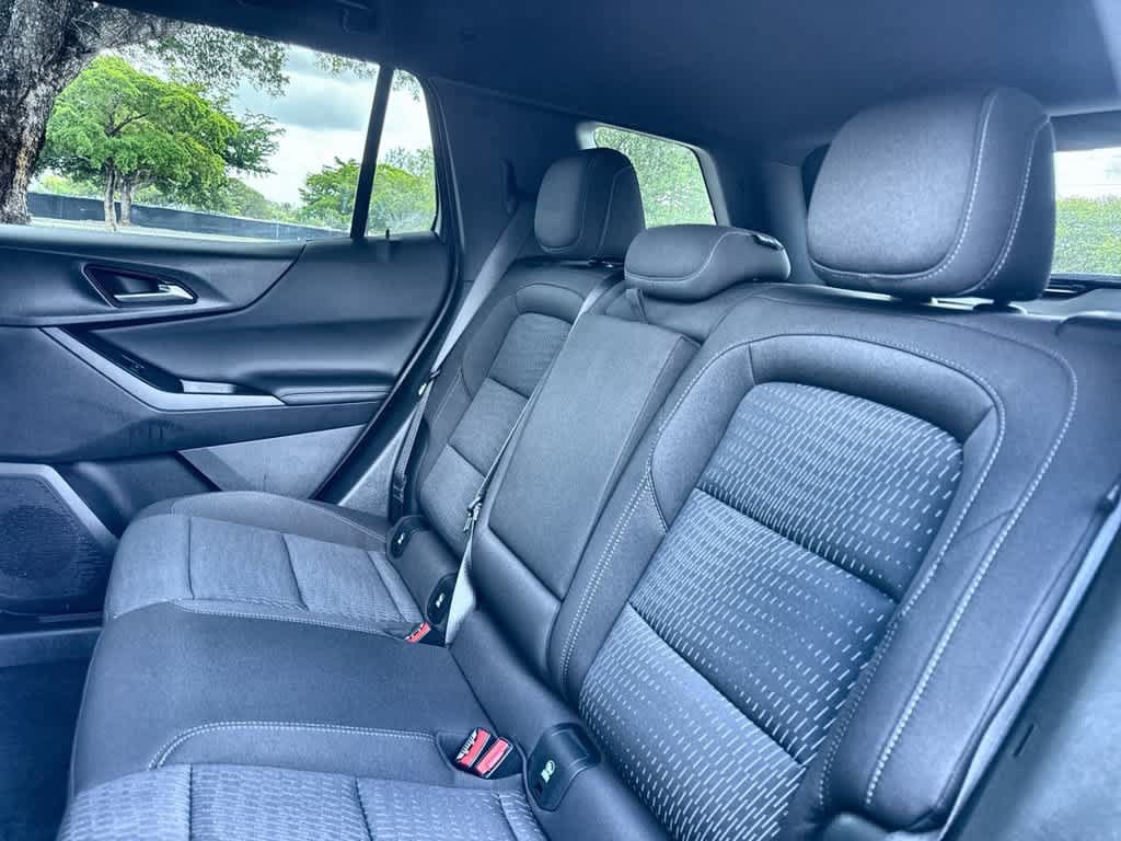 Used 2026 Chevrolet Equinox LT w/ Midnight Edition FWD image 22