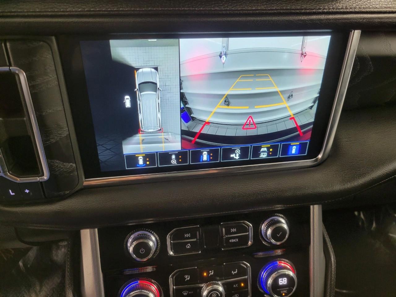 Used 2022 GMC Yukon XL Denali image 14