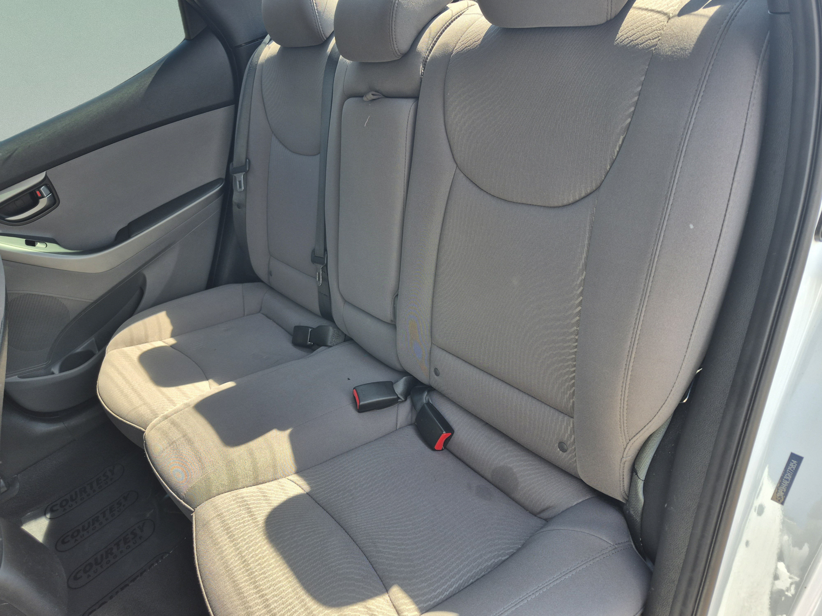 Used 2016 Hyundai Elantra SE FWD image 26