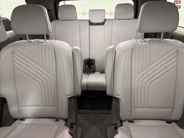 Used 2026 Hyundai Palisade SEL AWD/4WD image 19