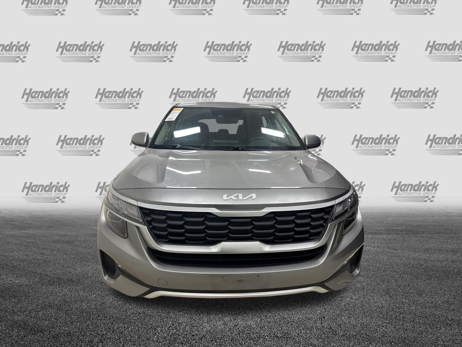 Used 2022 Kia Seltos LX AWD/4WD image 3