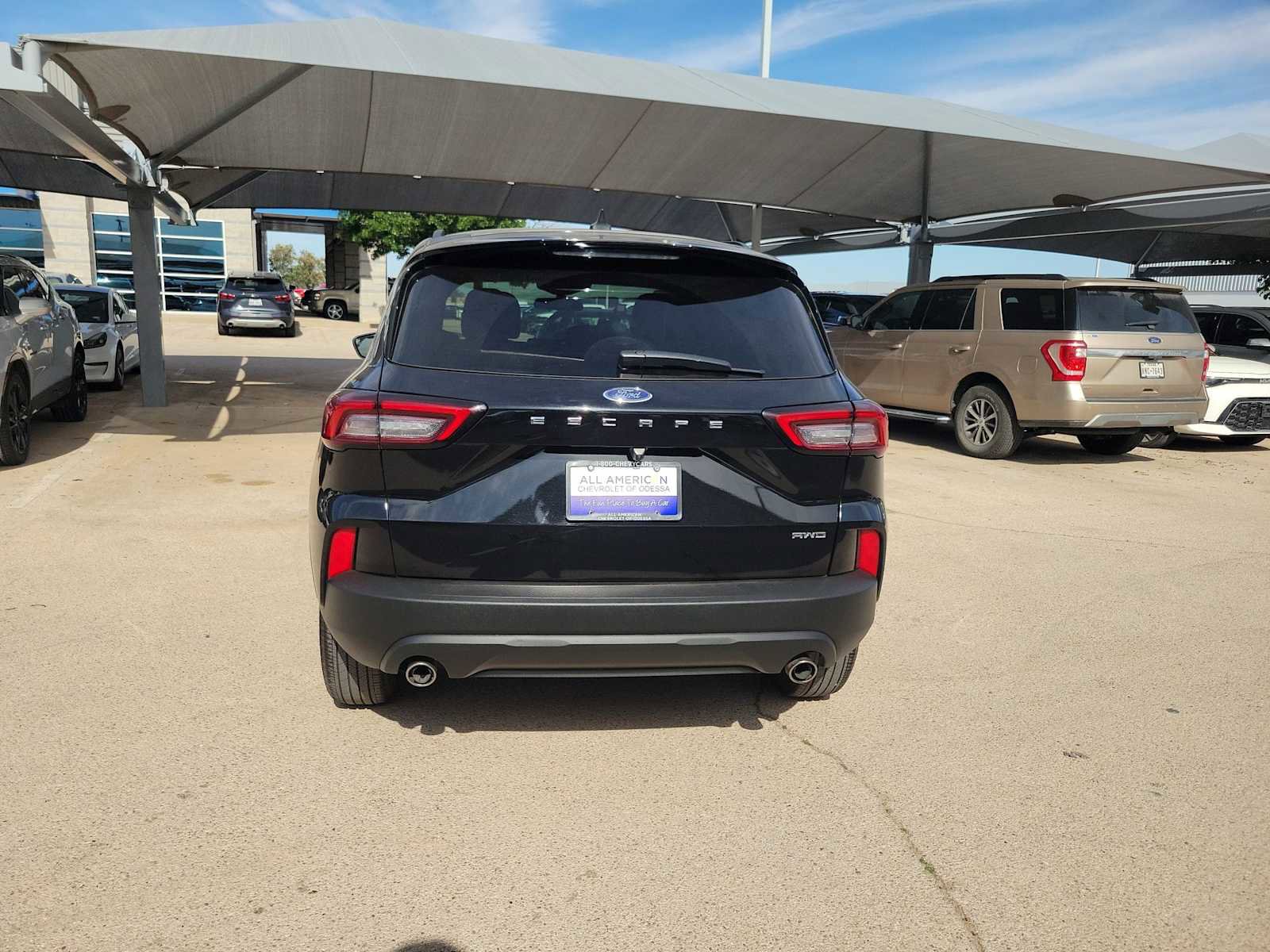 Used 2025 Ford Escape ST-Line Select AWD/4WD image 7