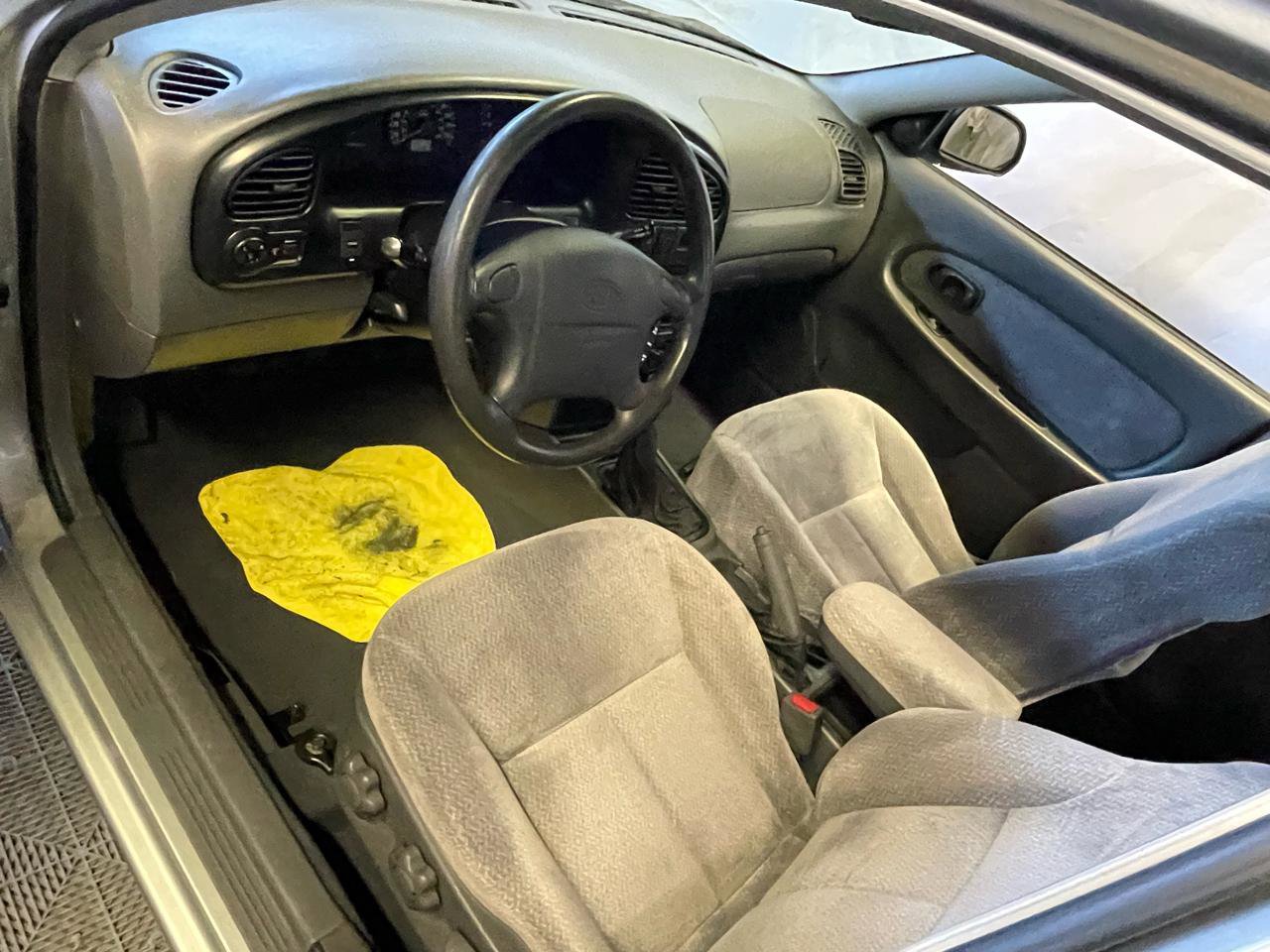 Used 2004 Kia Spectra Sedan image 23