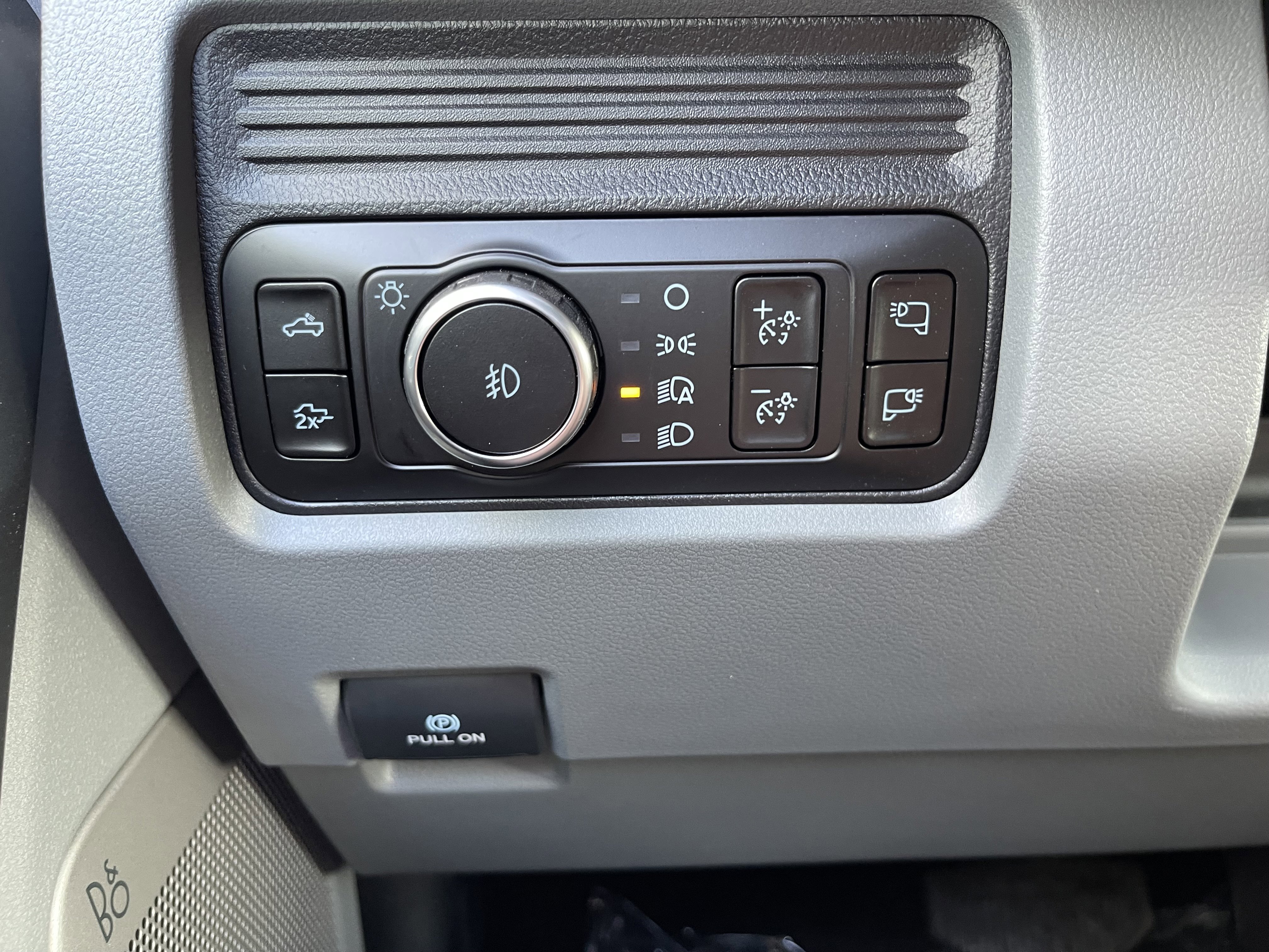New 2026 Ford F350 XLT w/ XLT Premium Package image 20