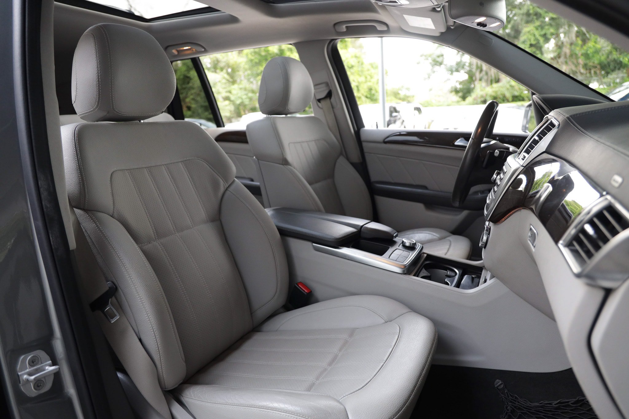 Used 2015 Mercedes-Benz GL 450 4MATIC image 21