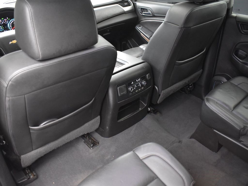 Used 2019 Chevrolet Suburban Premier image 27