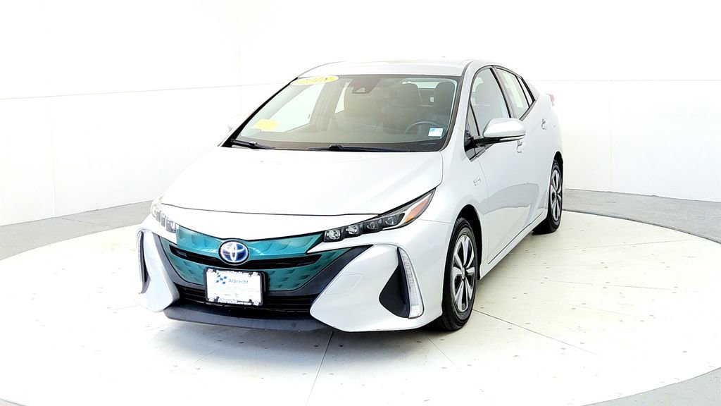 Certified 2018 Toyota Prius Prime Premium FWD image 2
